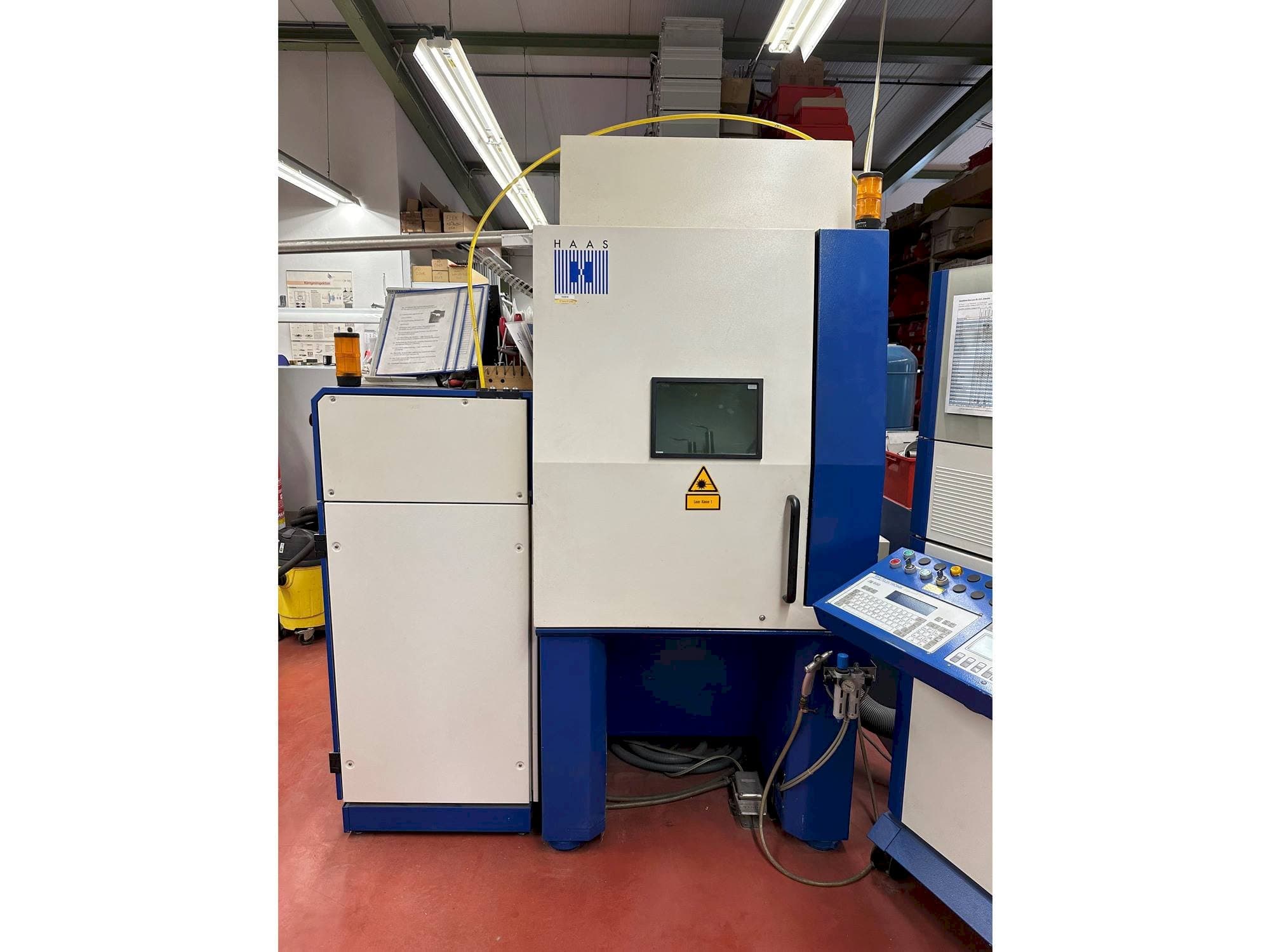 Vooraanzicht  van Trumpf HL124P  machine