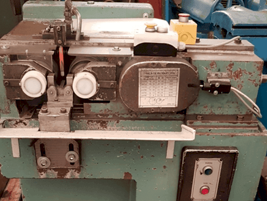 Vooraanzicht  van Izpe RSC 100  machine