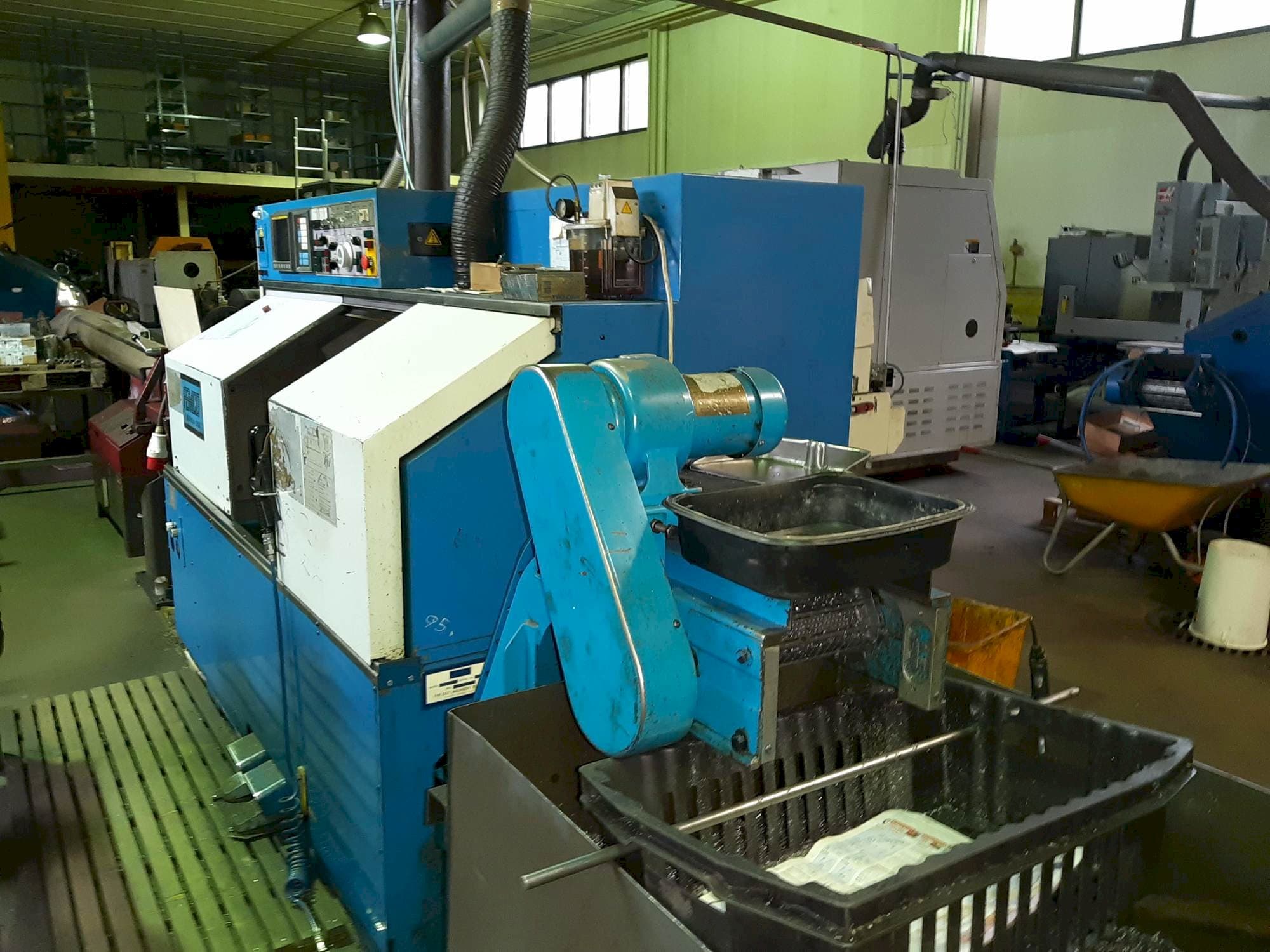 Vooraanzicht  van FEMCO Durga 25E  machine