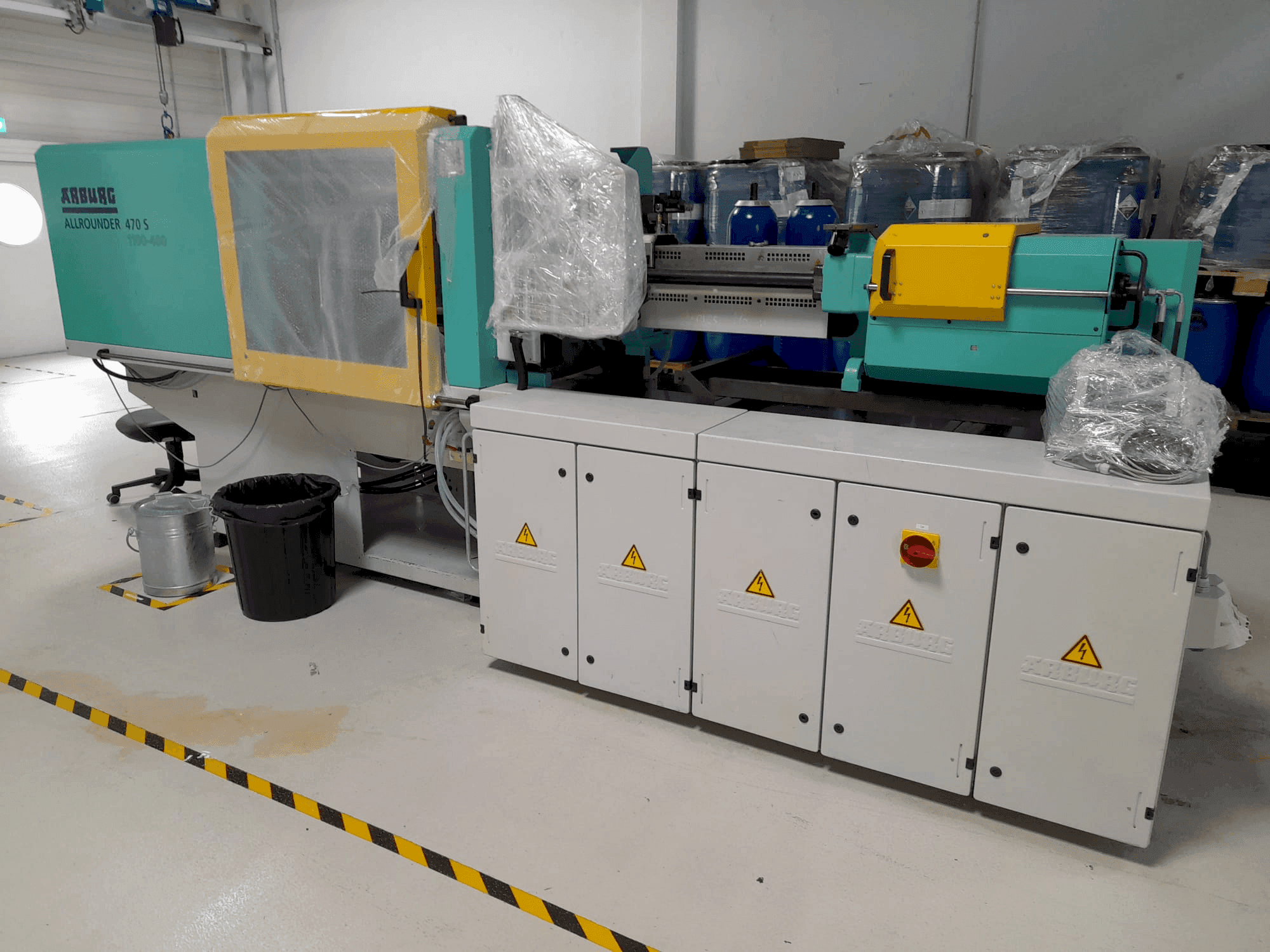 Vooraanzicht  van Arburg Allrounder 470S 1100-400 with Multilift handling (2010)  machine