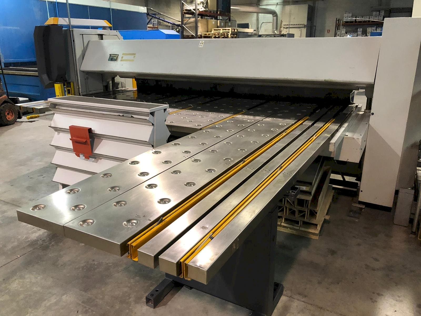 Vooraanzicht  van RAS Flexibend 73.30  machine