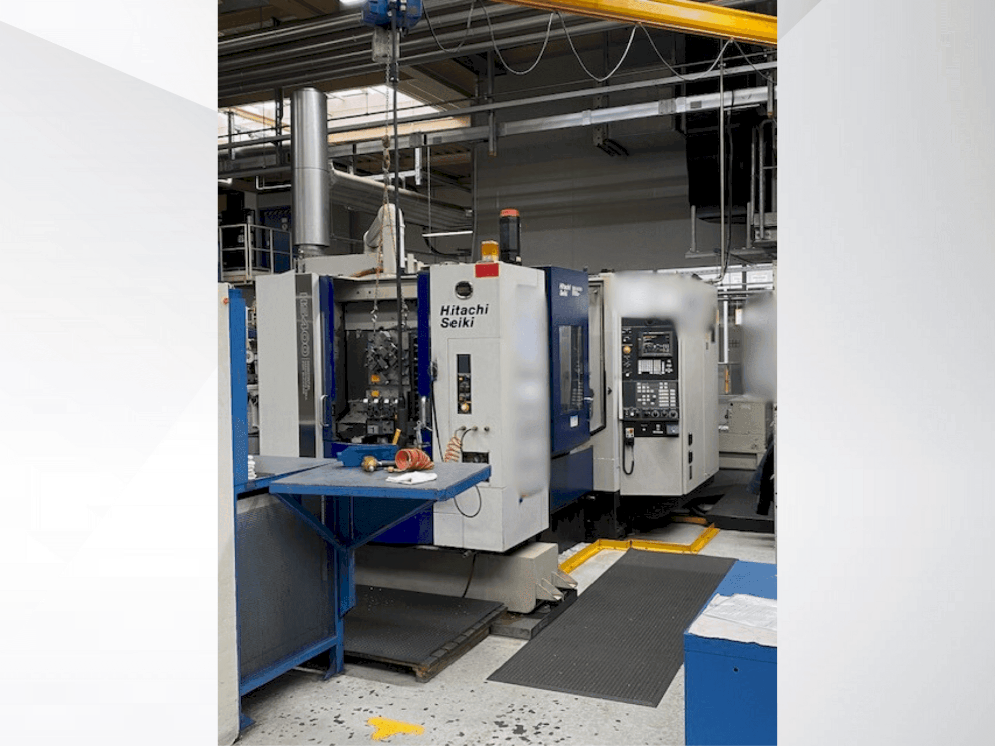 Vooraanzicht  van HITACHI SEIKI HS 400  machine