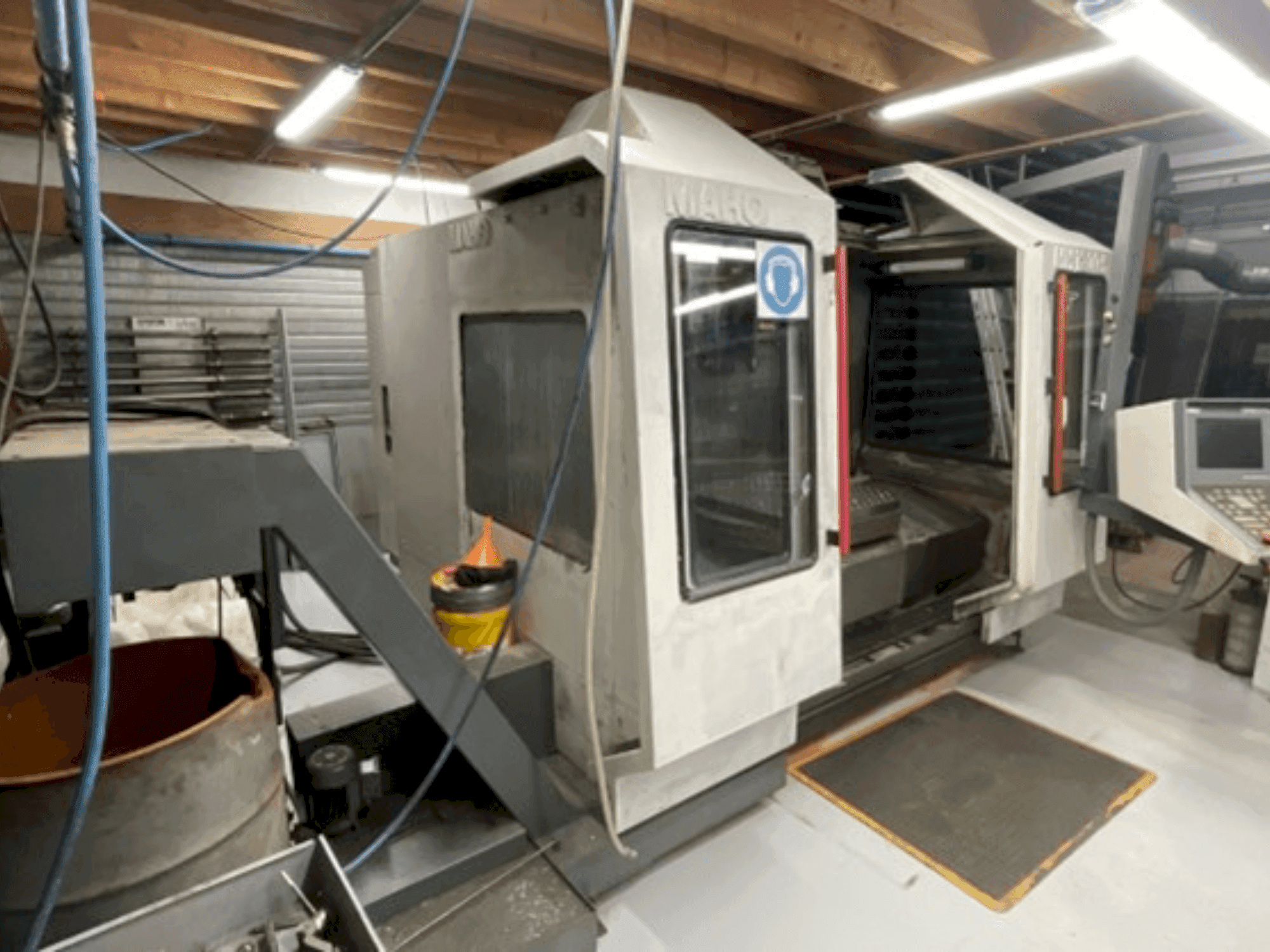 Vooraanzicht  van MAHO MH1200S  machine