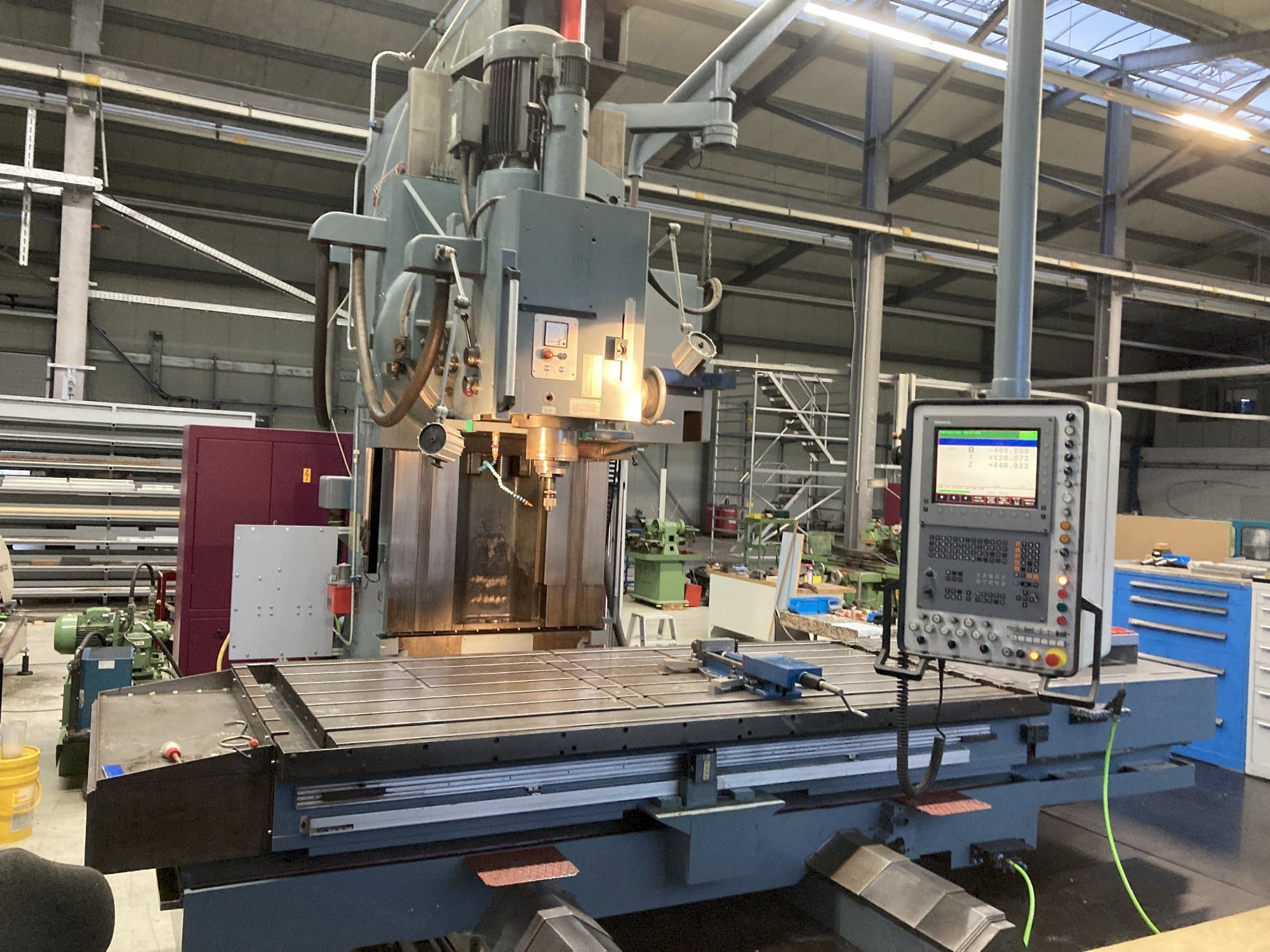 Vooraanzicht  van Droop & Rein FS 130 SKE  machine