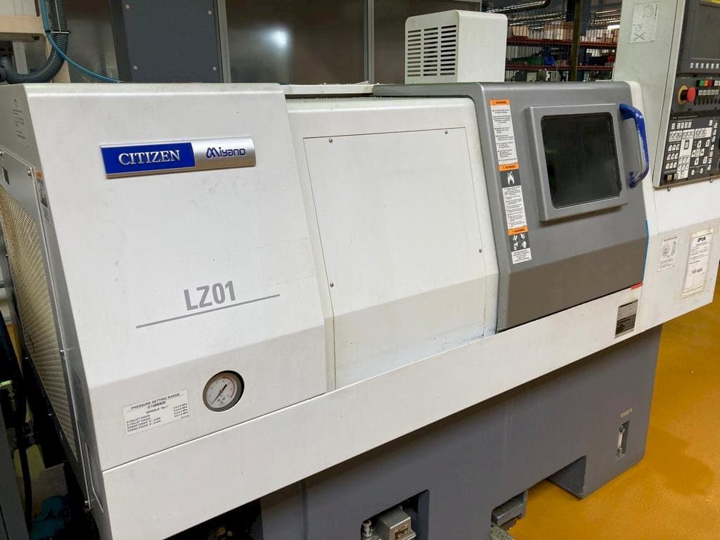 Vooraanzicht  van Miyano LZ-01RY2  machine