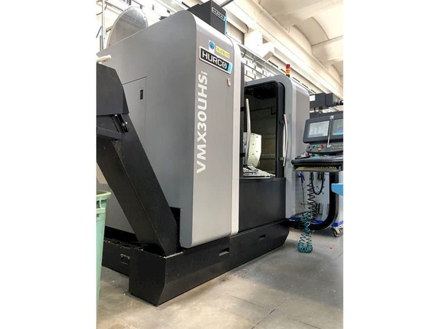 Vooraanzicht  van Hurco VMX30 UHSi  machine
