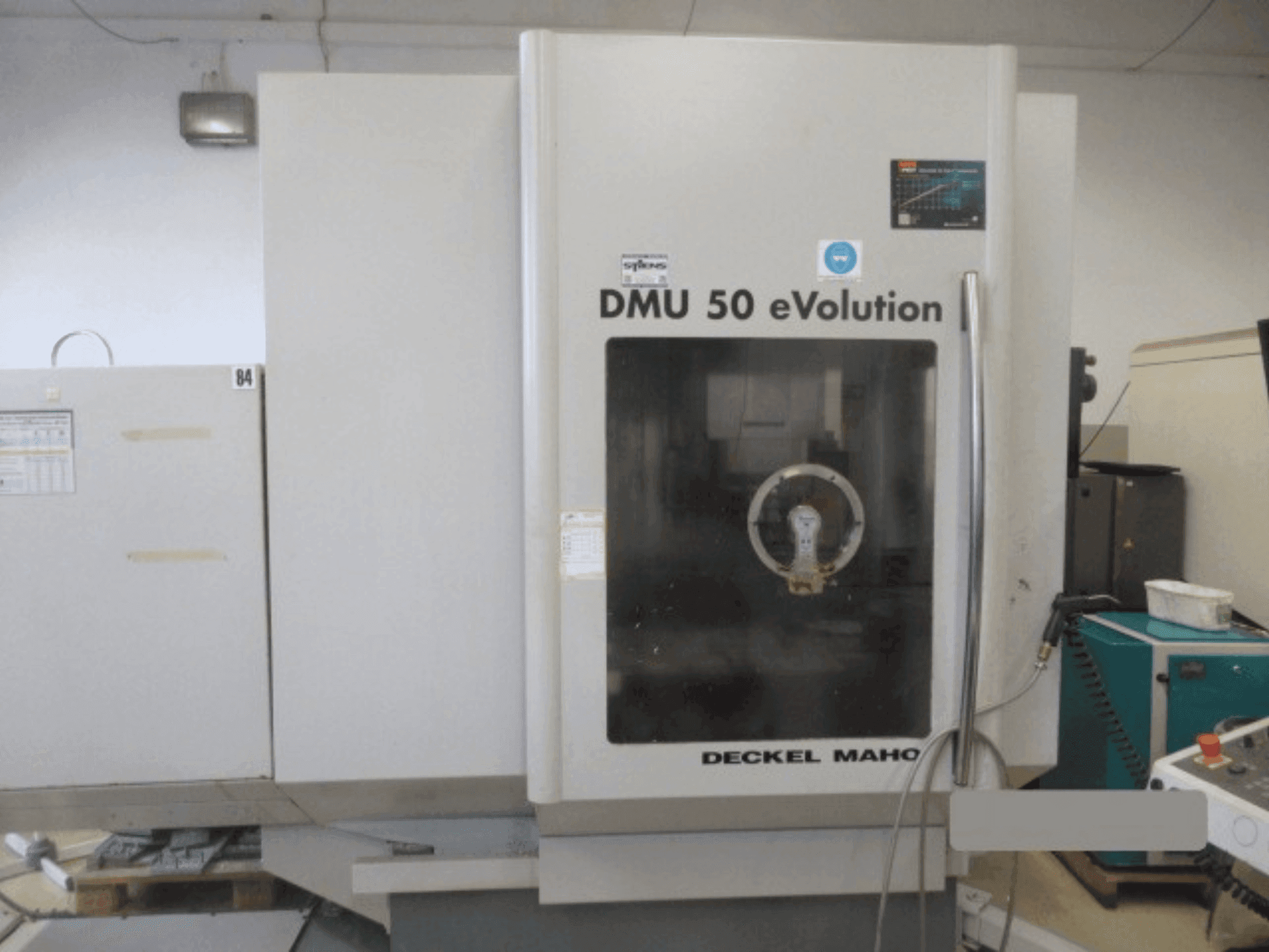 Vooraanzicht  van DECKEL MAHO DMU 50 eVolution  machine