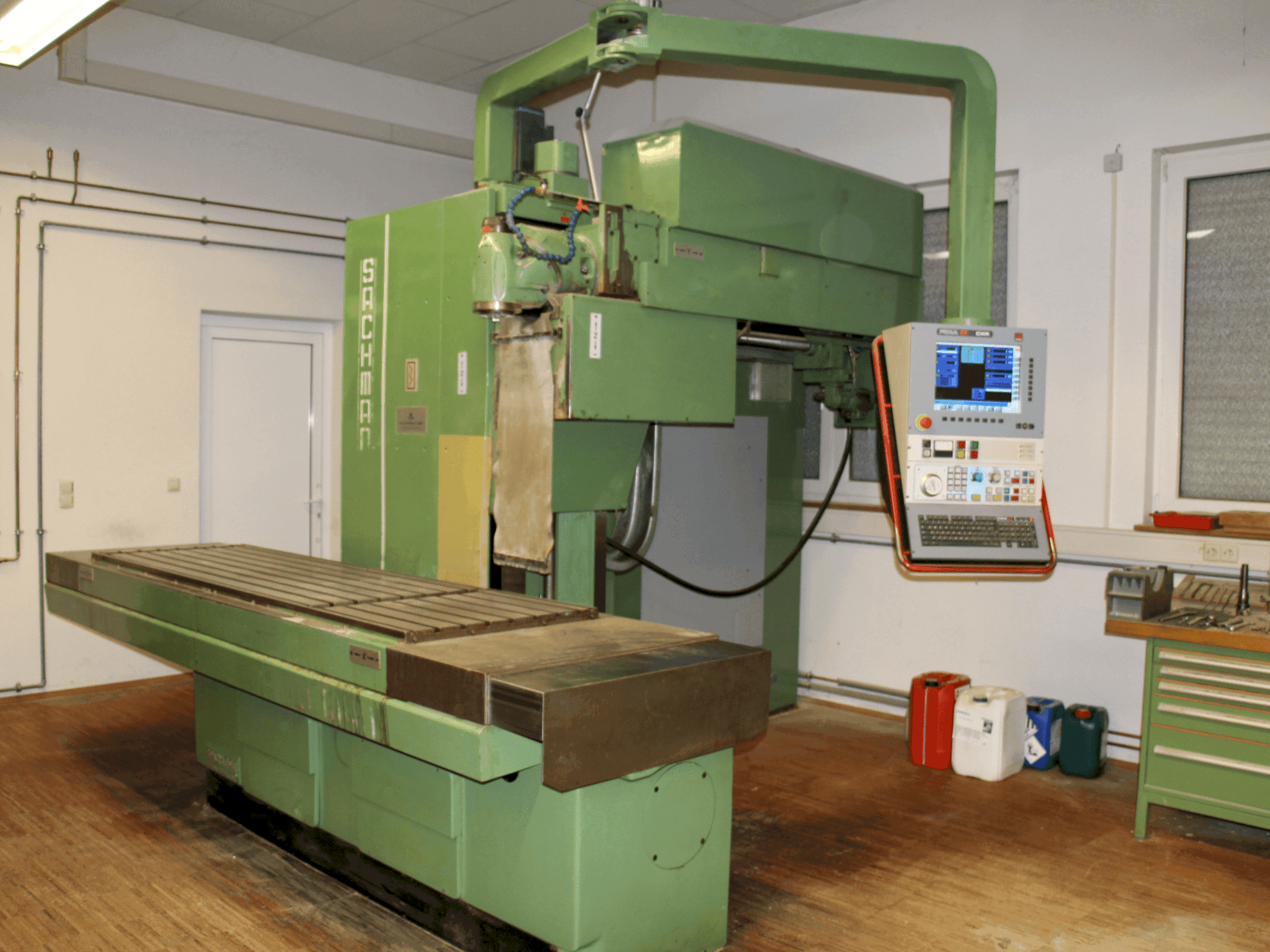 Vooraanzicht  van SACHMAN RP3CC (1990)  machine