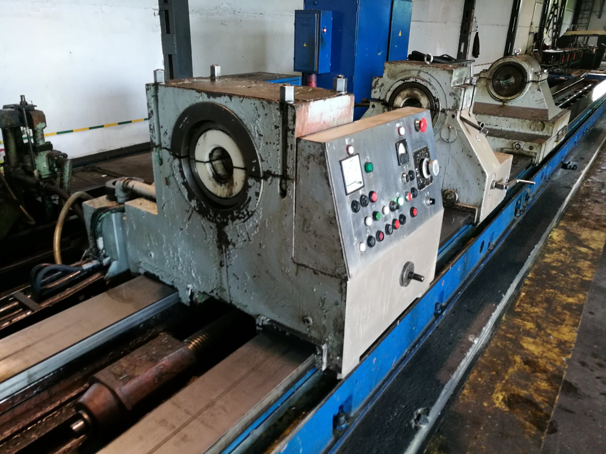 Vooraanzicht  van Ryazan PT 403 machine