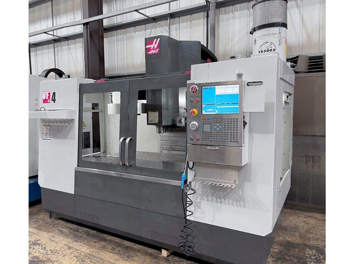 Vooraanzicht  van HAAS VF-4  machine