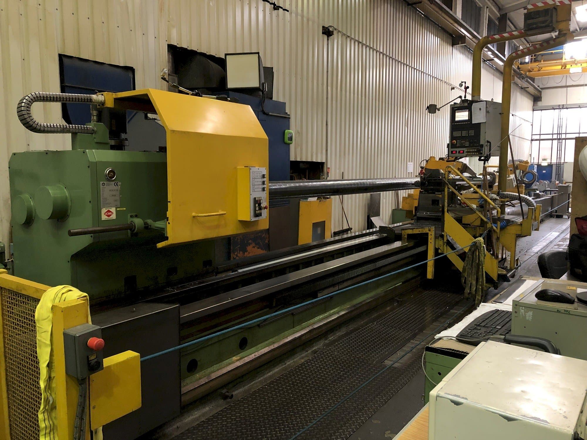 Vooraanzicht  van Tacchi Giacomo HD3 SERIE 105 L CNC  machine