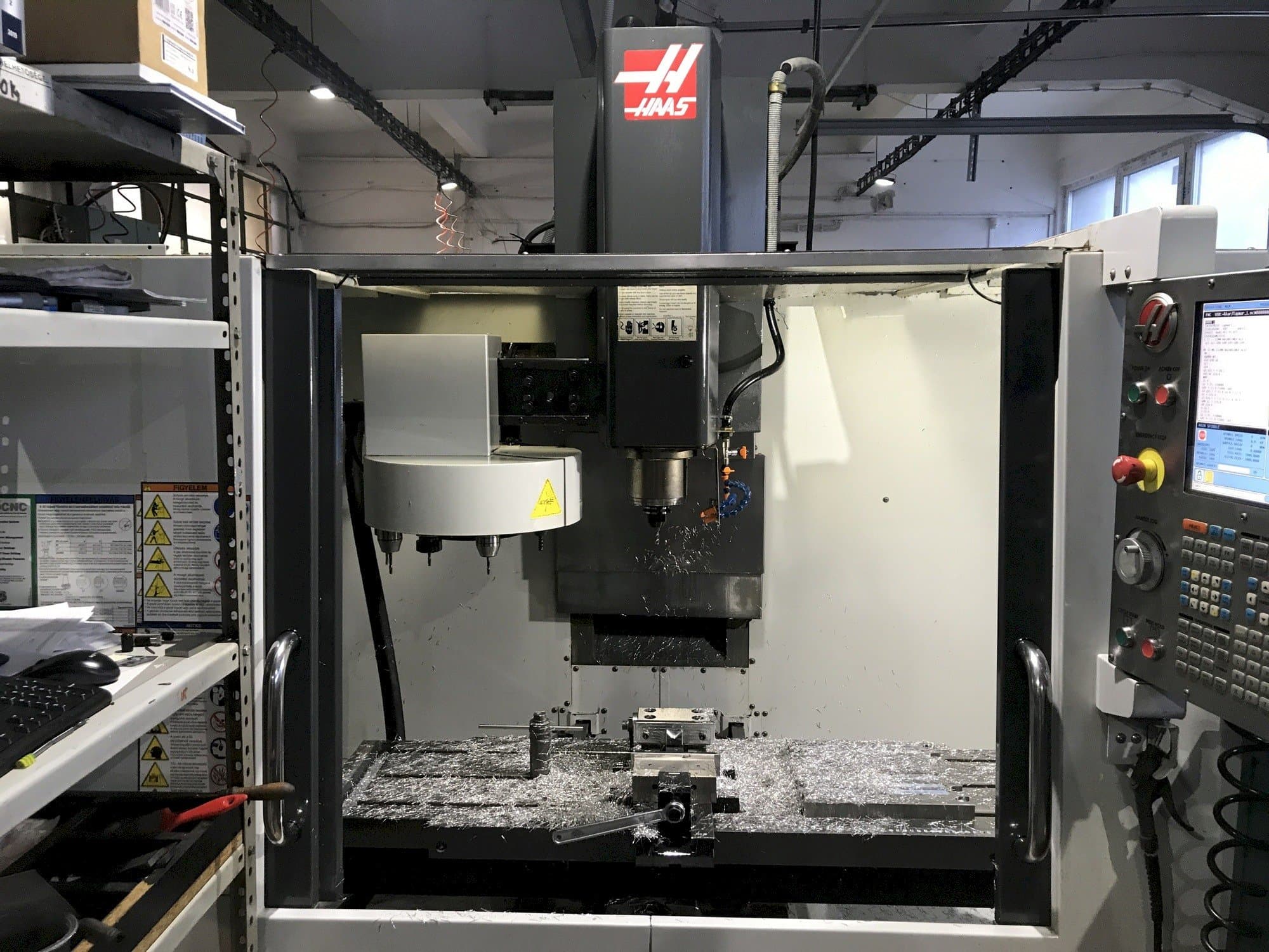 Vooraanzicht  van HAAS TM-3P  machine
