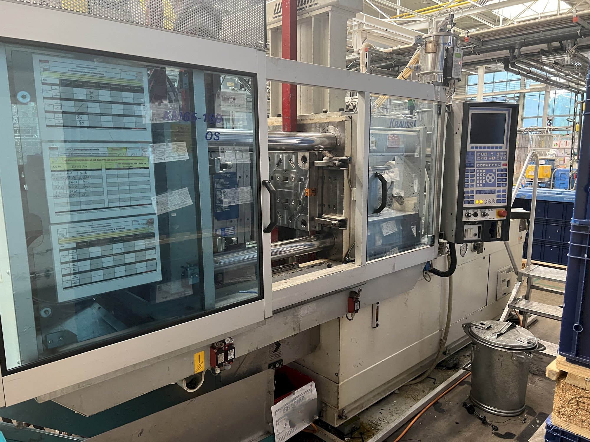 Vooraanzicht  van Krauss Maffei KM 65-160 C2  machine