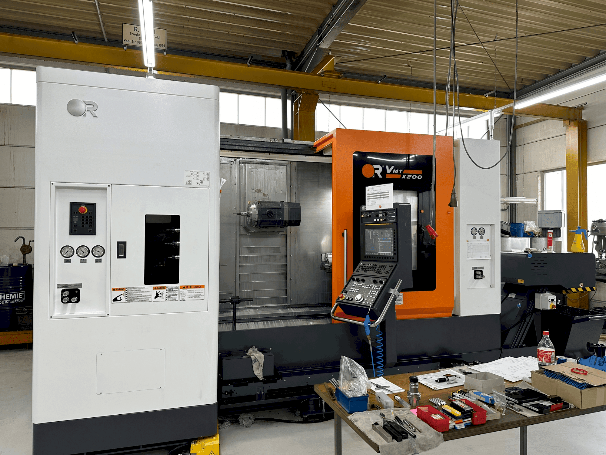 Vooraanzicht  van Victor VMT X200  (2023)  machine