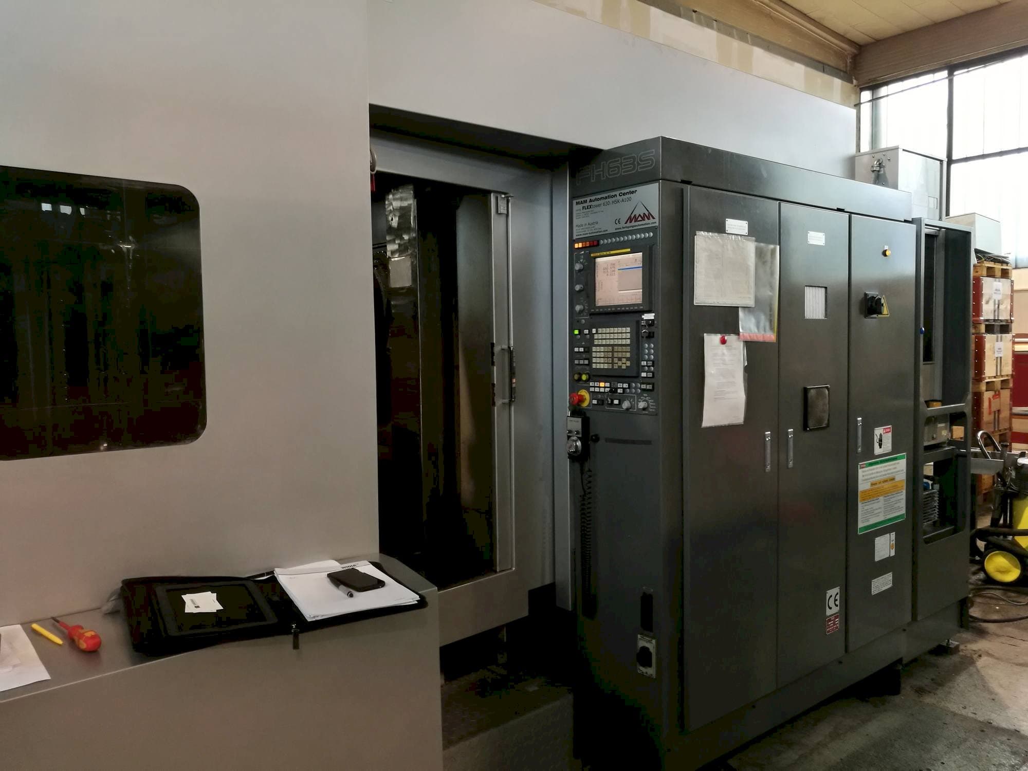 Vooraanzicht  van TOYODA FH 63S  machine