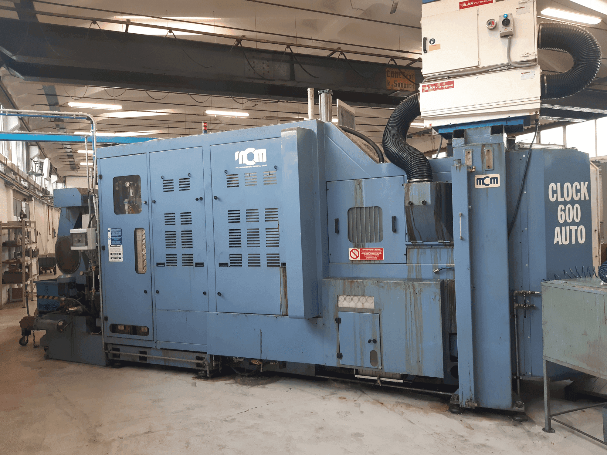 Vooraanzicht  van MCM Clock 600 Auto  machine