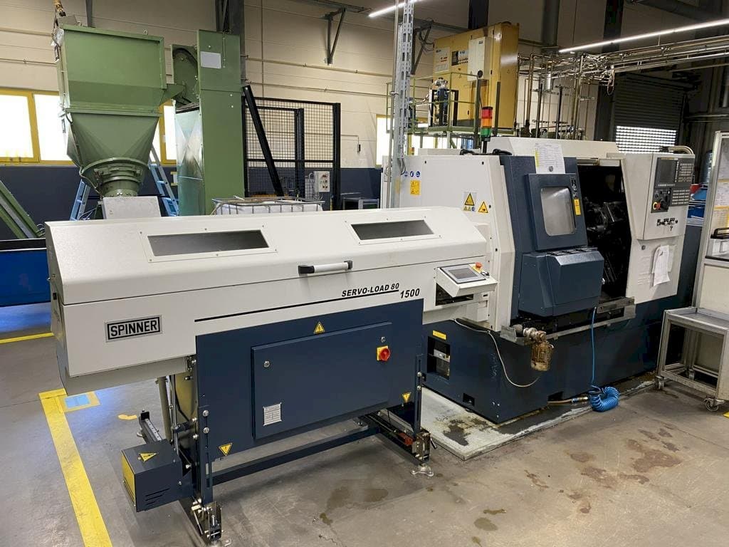 Vooraanzicht van SPINNER TC400-52 machine
