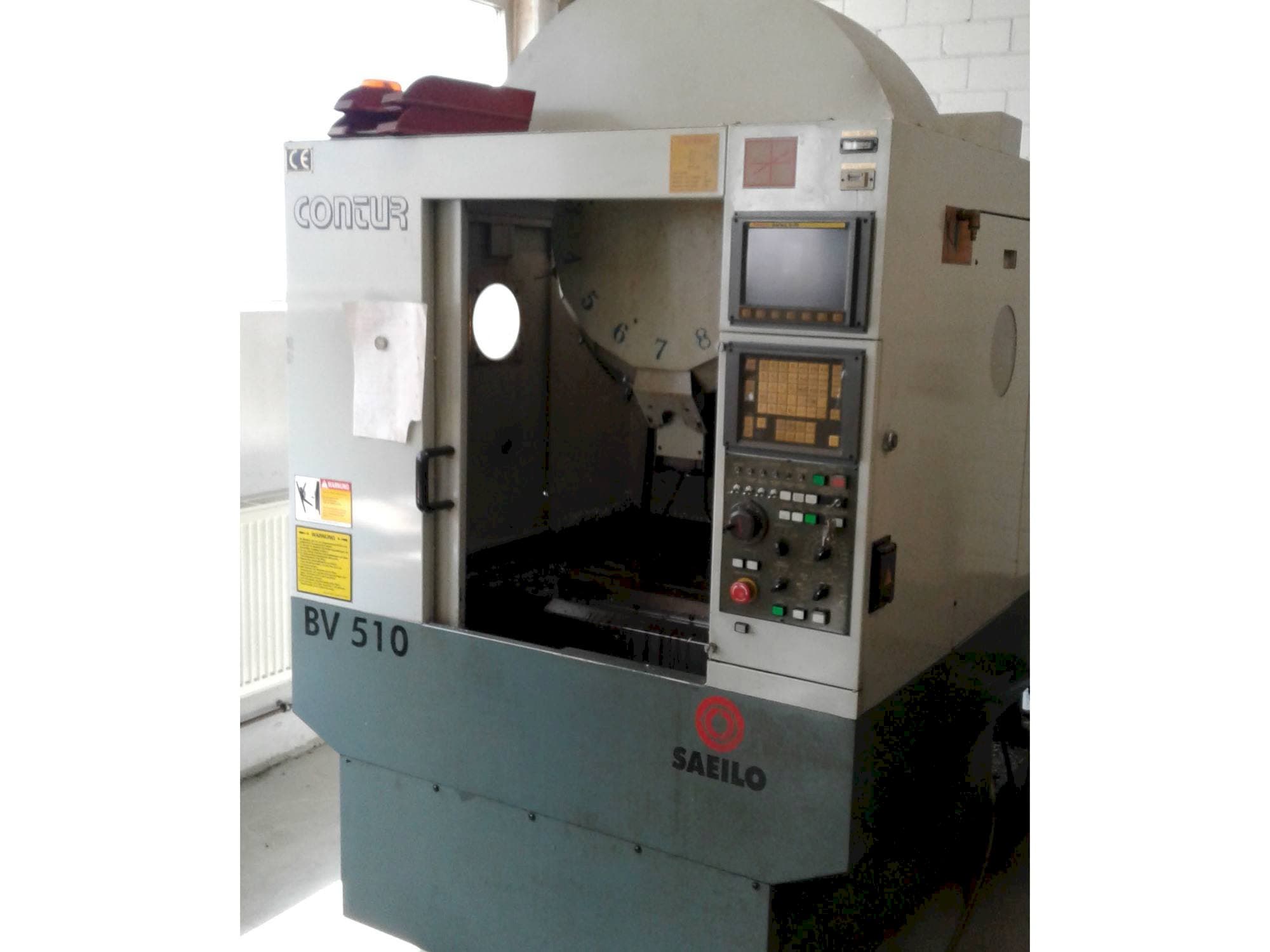 Vooraanzicht  van Saeilo BV 510  machine