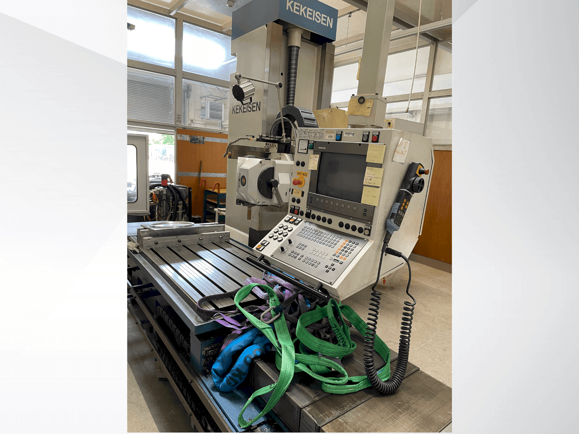 Vooraanzicht  van Kekeisen  UBF 1600/15  machine