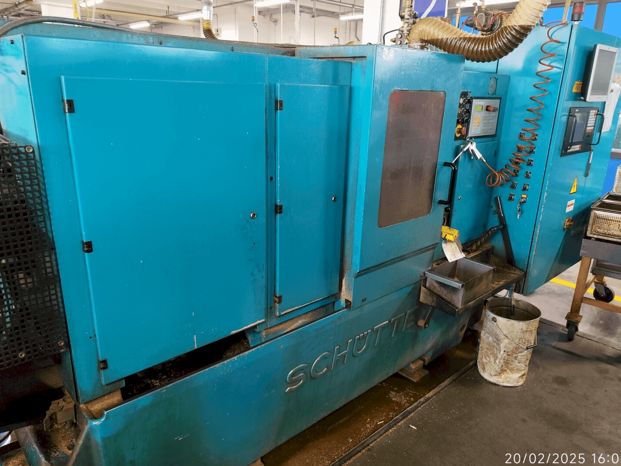 Vooraanzicht  van Schütte  SE16  machine