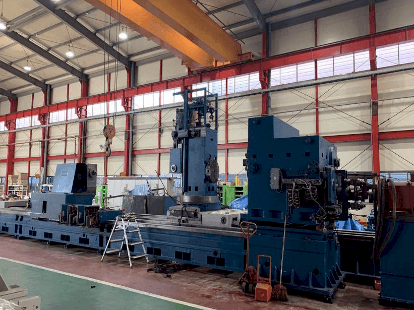 Vooraanzicht  van SKODA SR2-200NC  machine