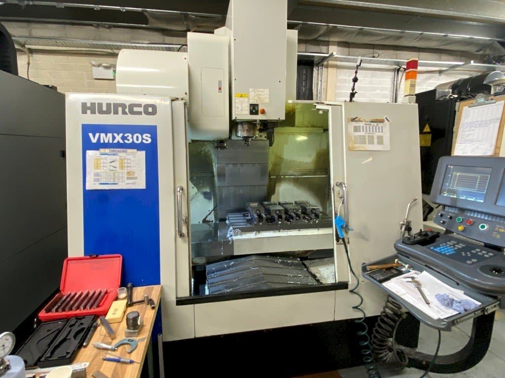 Vooraanzicht  van Hurco VMX30S  machine
