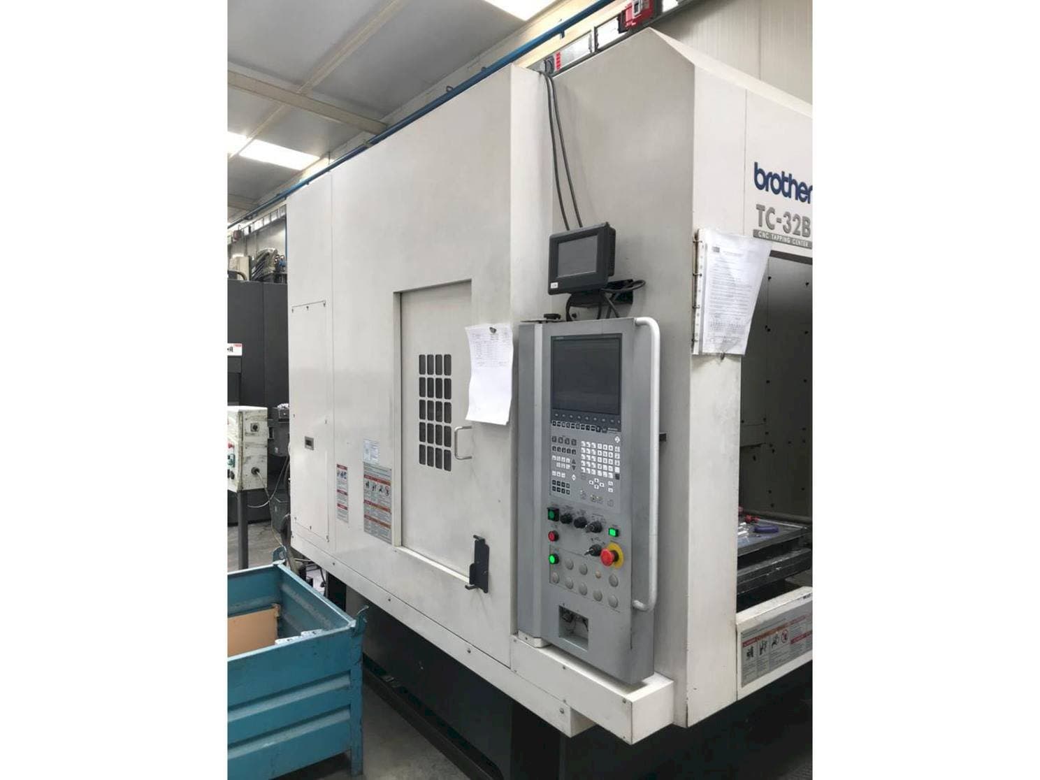 Vooraanzicht  van Brother TC-32BN QT  machine