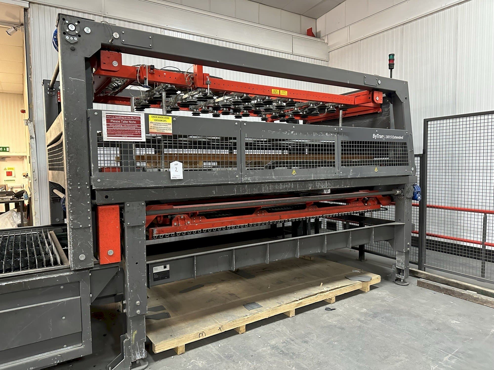 Vooraanzicht  van Bystronic By Trans 3015 Extended Automatic Loading  machine