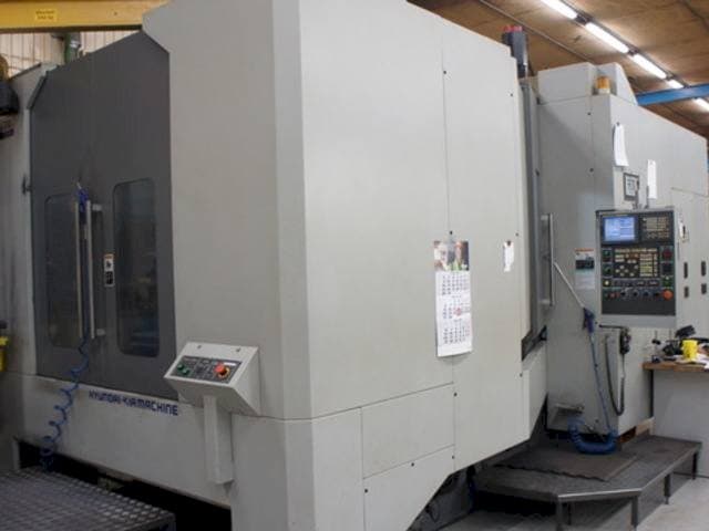 Vooraanzicht  van Hyundai HS 630/800  machine