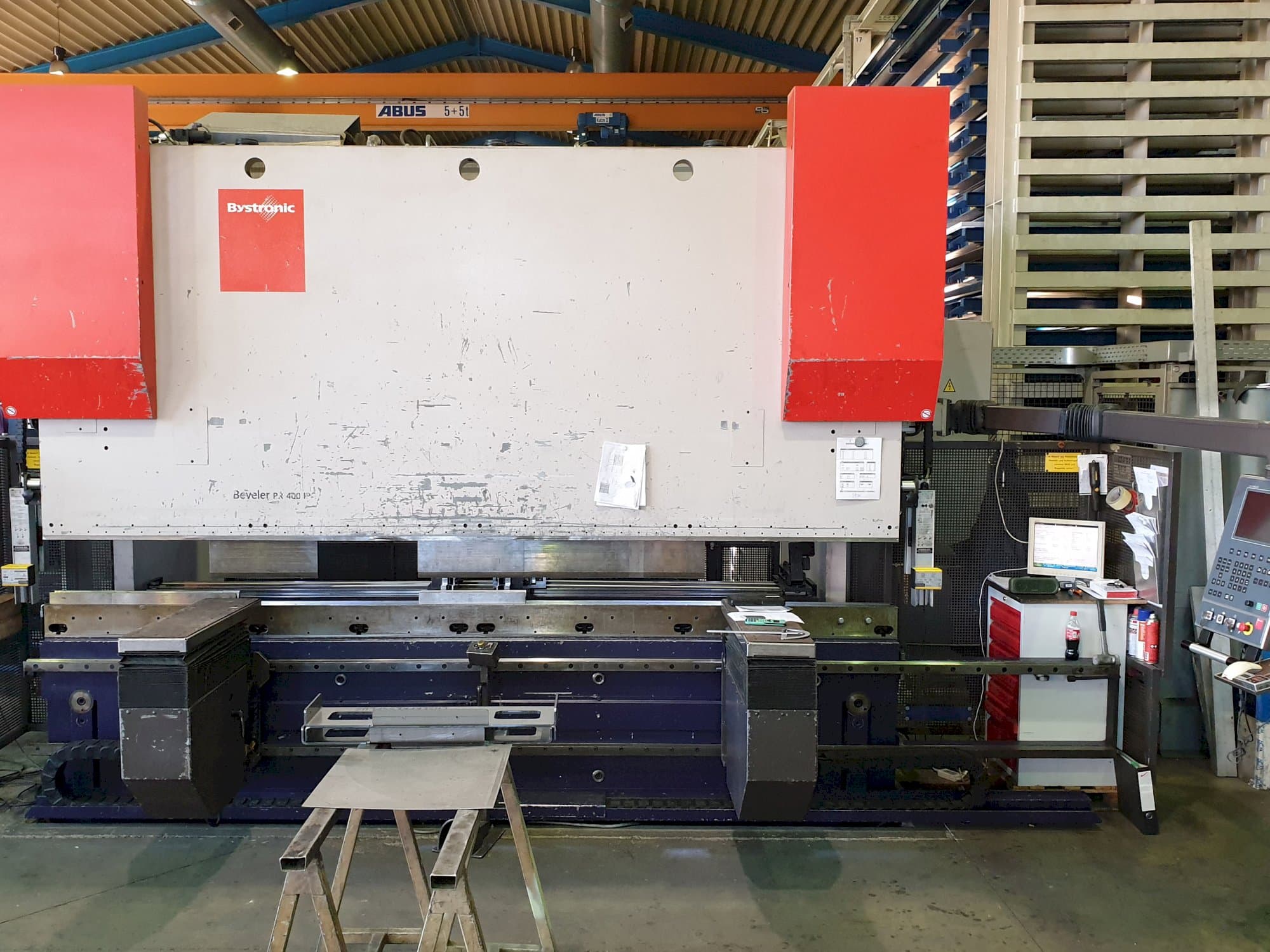 Vooraanzicht  van Bystronic Beyeler PR 400 x 4100 machine