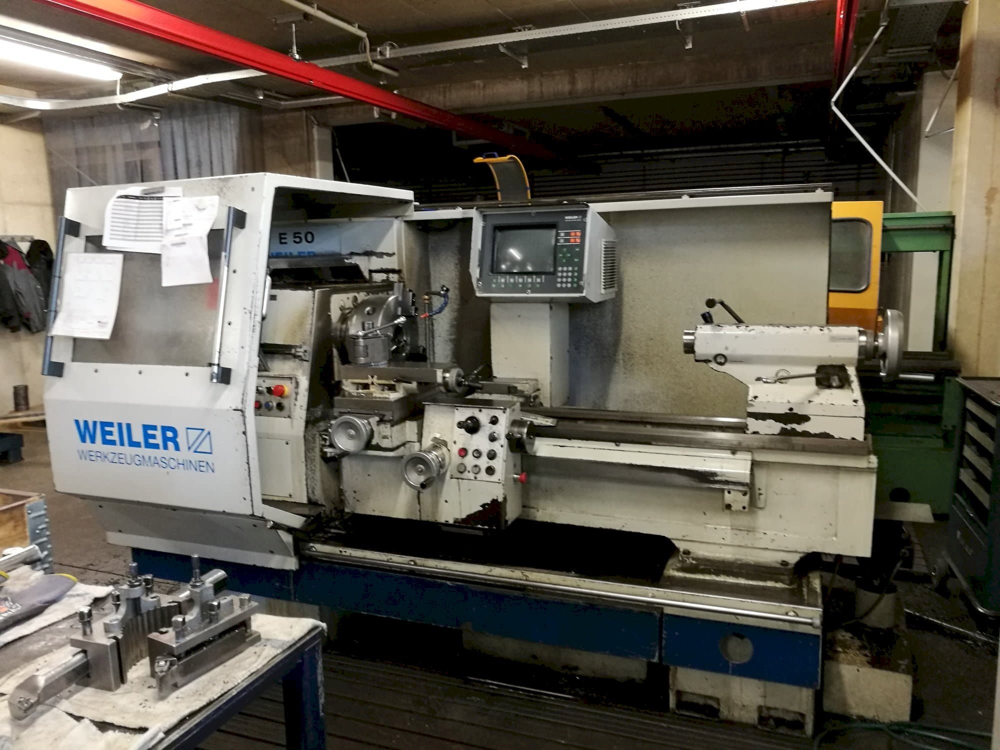 Vooraanzicht  van Weiler E50/1  machine