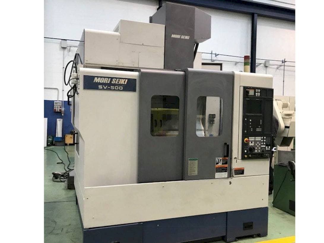 Vooraanzicht  van MORI SEIKI SV-500  machine