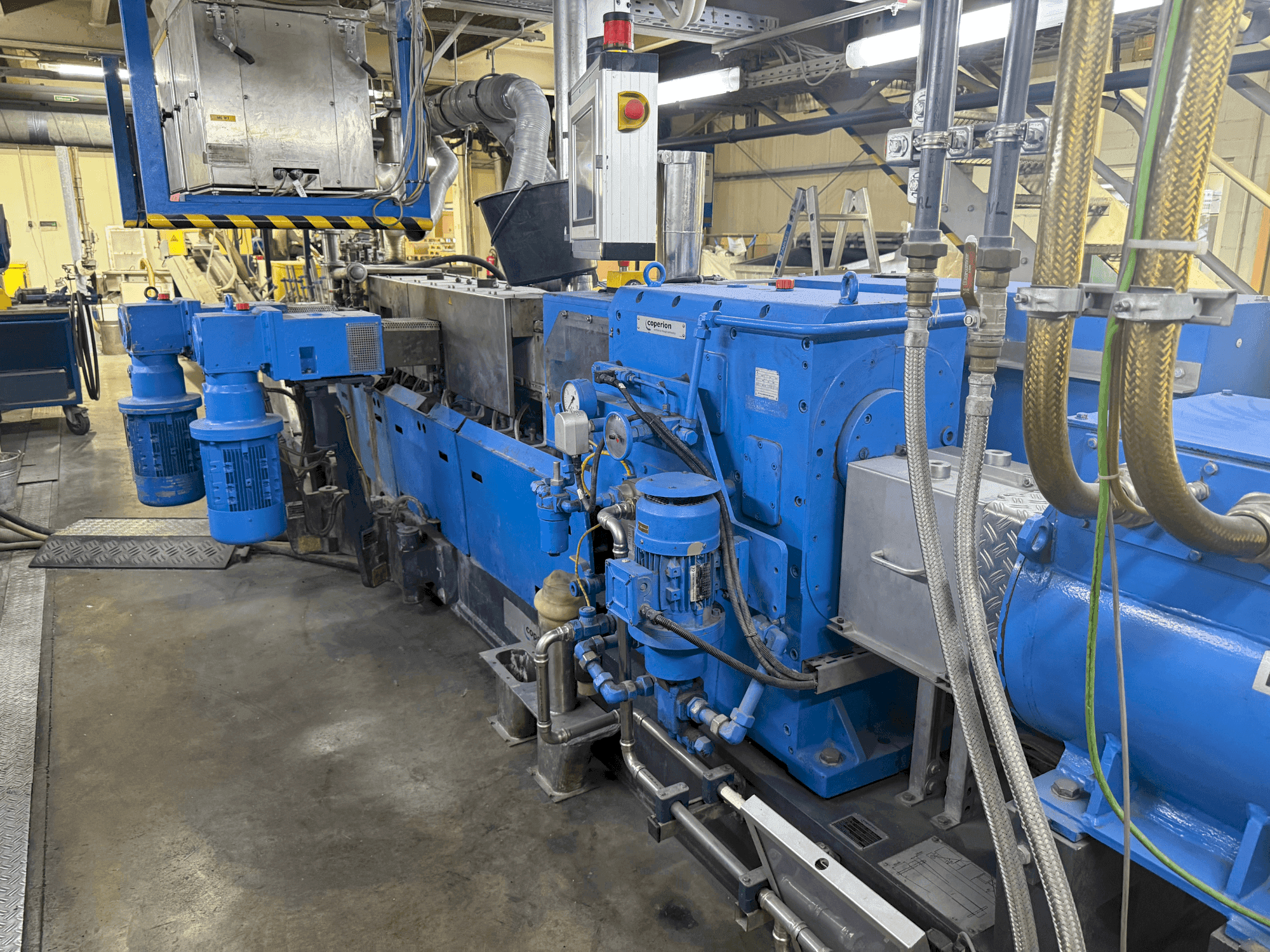 Vooraanzicht  van COPERION ZSK 50 MCC+  machine