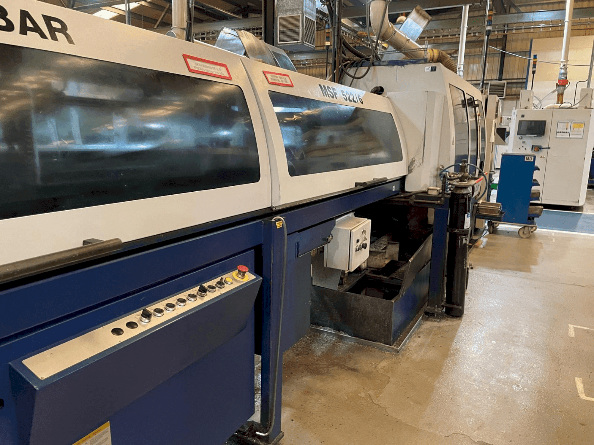 Vooraanzicht  van Tornos-Bechler MultiDeco 26-6 (2000)  machine