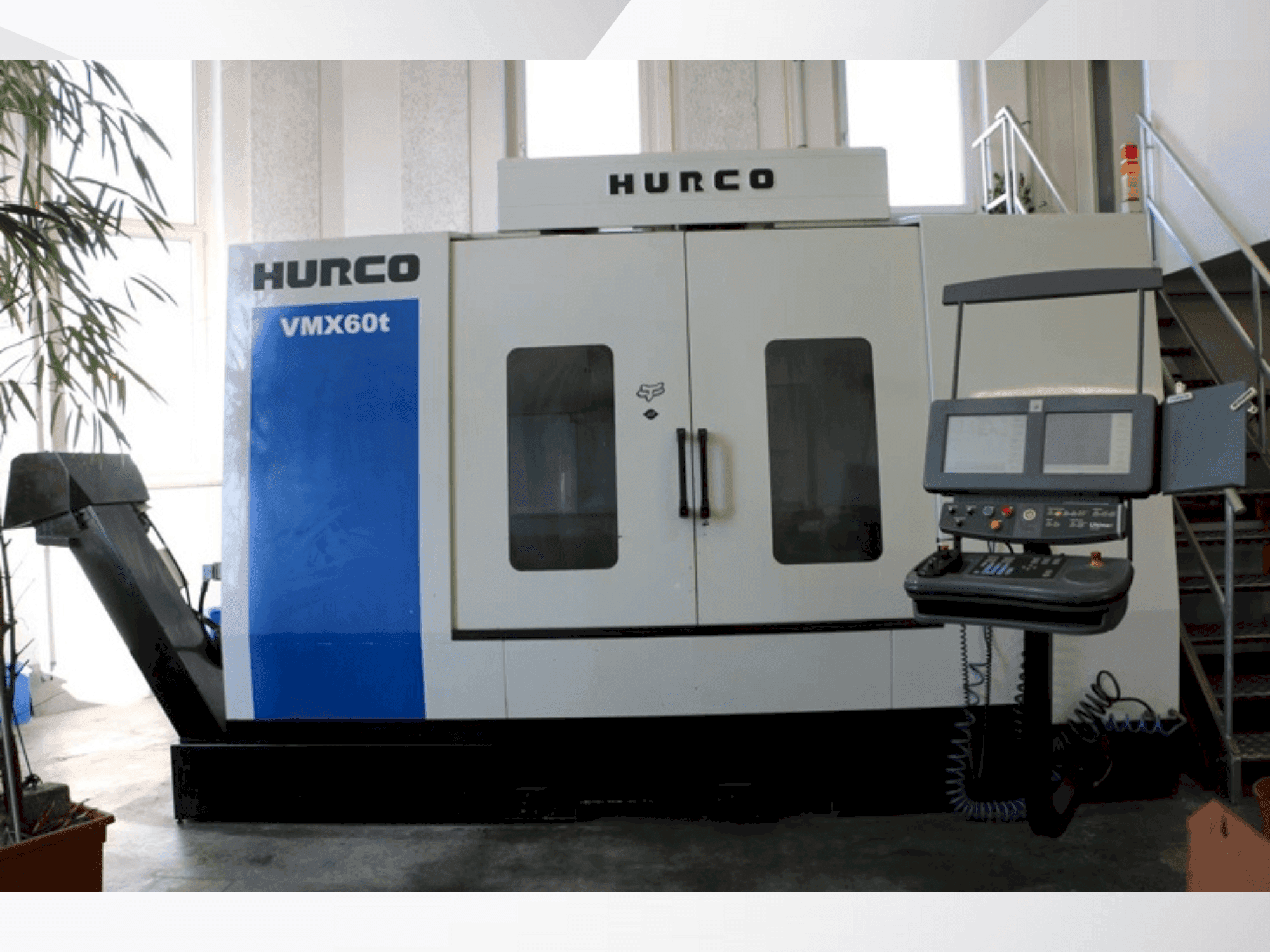 Vooraanzicht  van Hurco VMX60/40T  machine