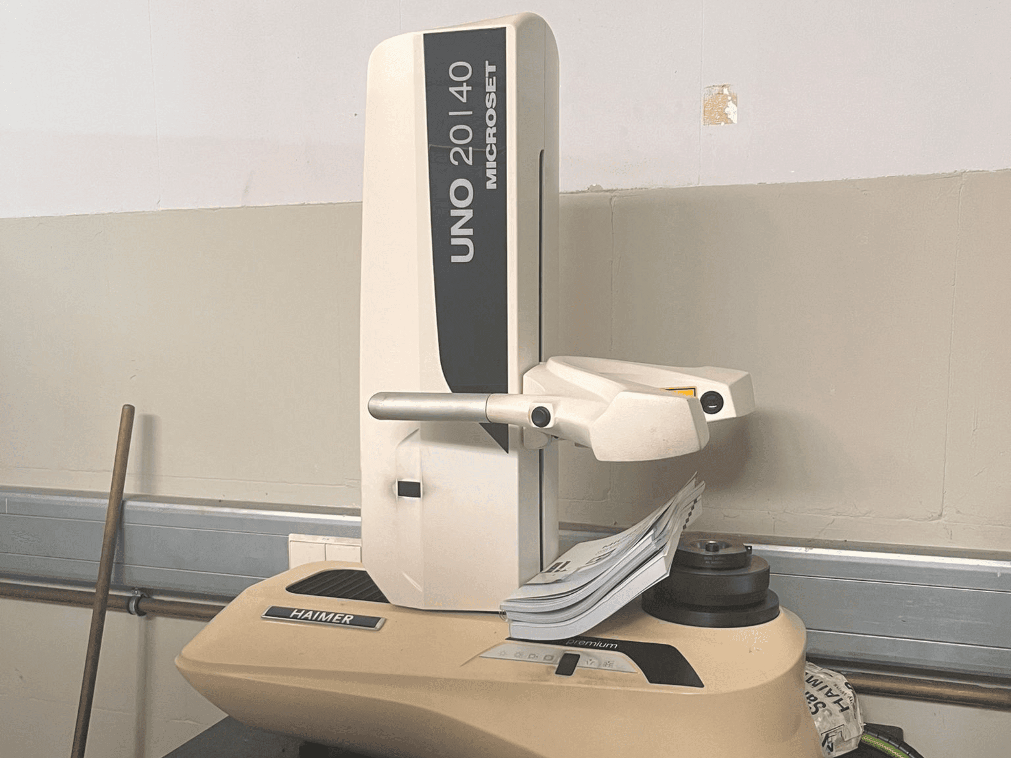 Vooraanzicht  van HAIMER UNO 20|40  machine