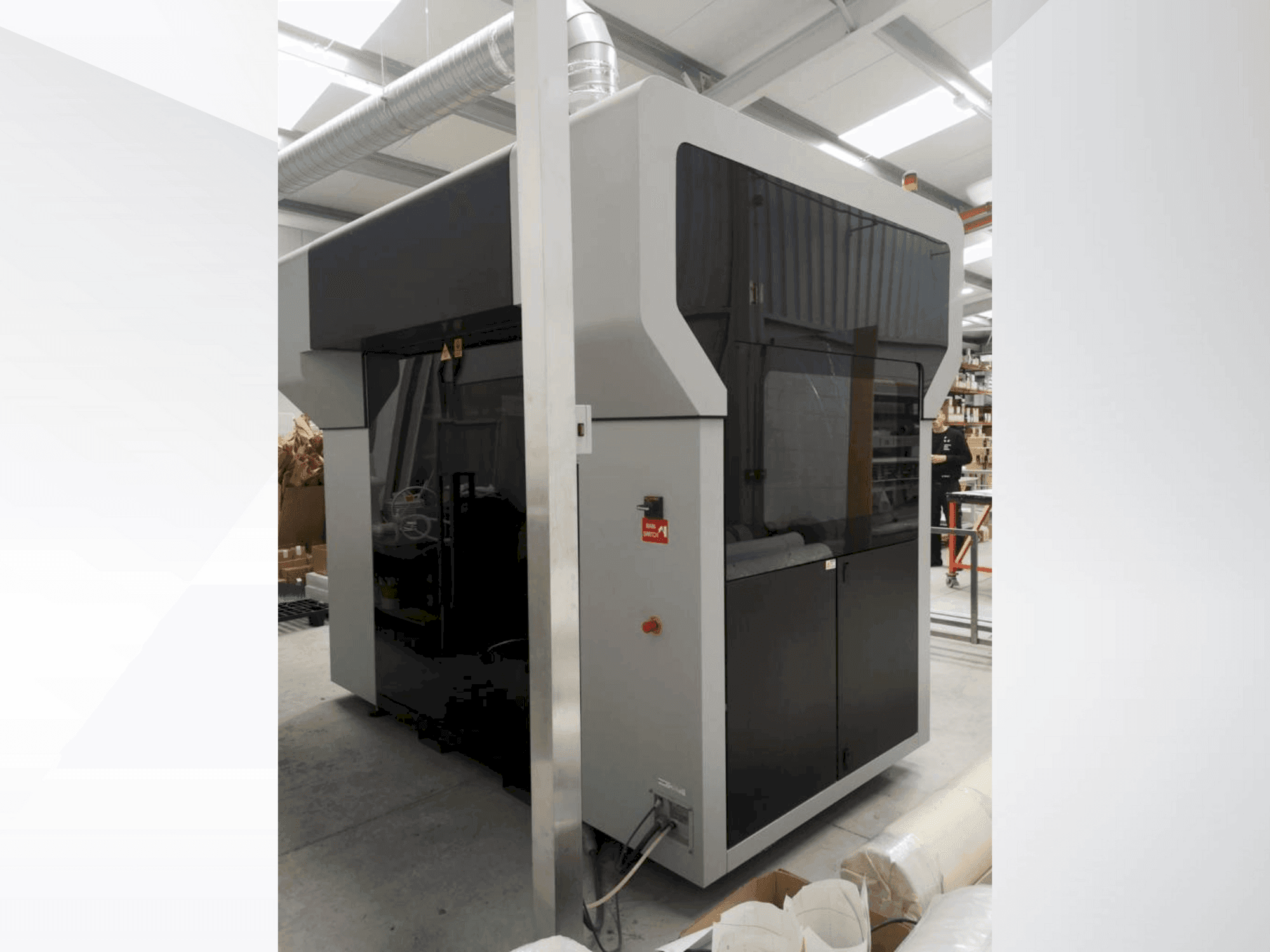 Vooraanzicht  van MASSIVIT 1800 PRO  machine