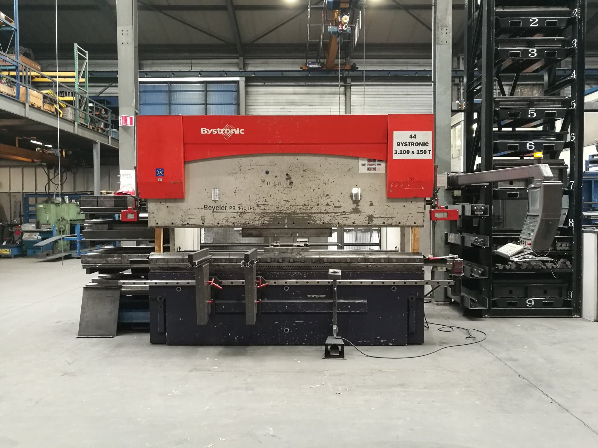 Vooraanzicht  van Bystronic PR 1500 X 3100 machine