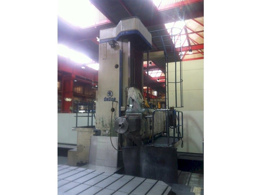 Vooraanzicht  van SKODA WD 160 B  machine