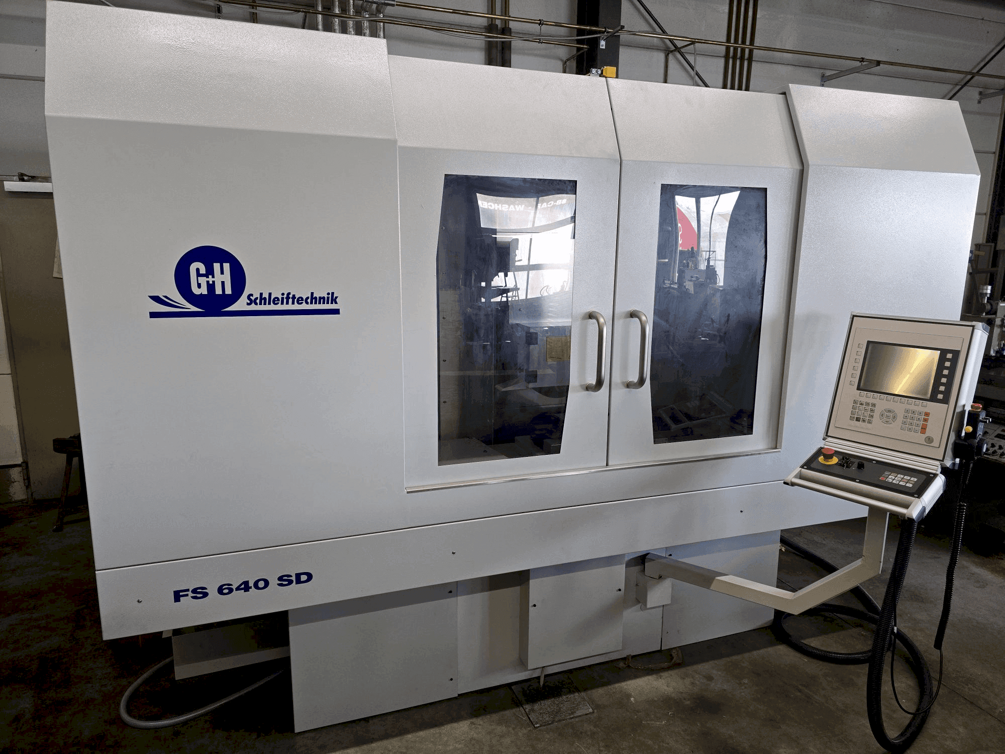 Vooraanzicht  van GEIBEL & HOTZ FS 640 SD  machine