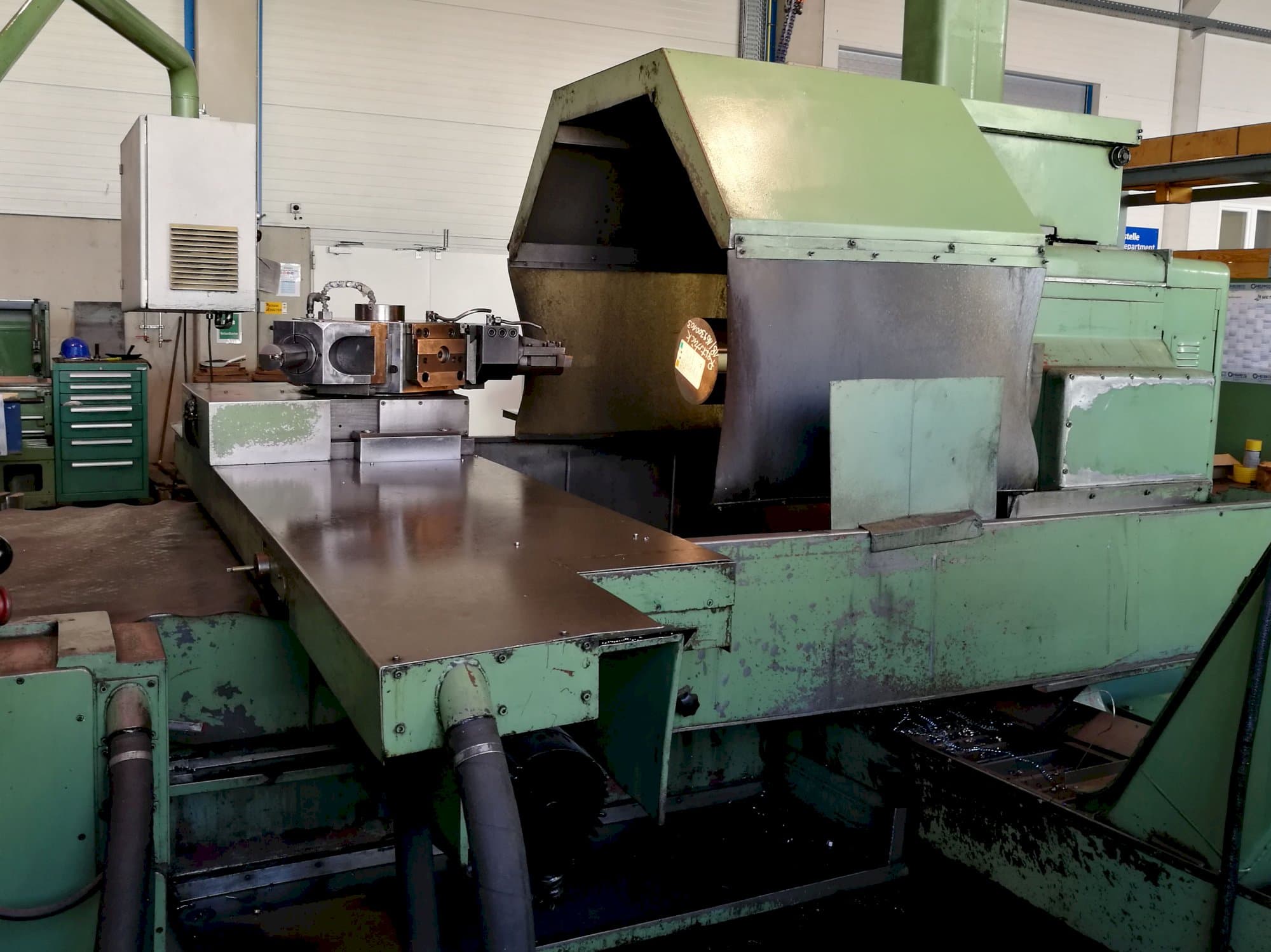 Rechts zijaanzicht  van HEID DF NCC 1000 machine