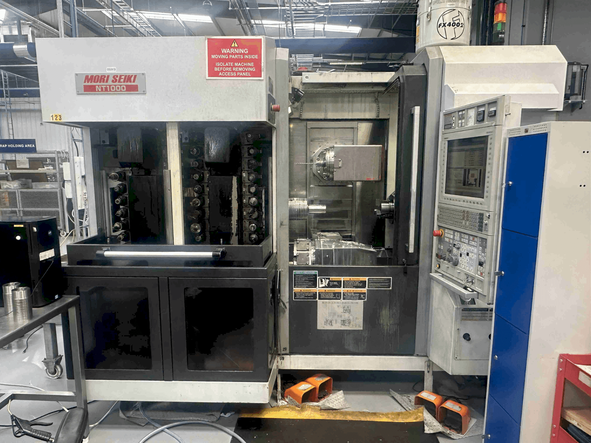Vooraanzicht  van MORI SEIKI NT1000SZM  machine