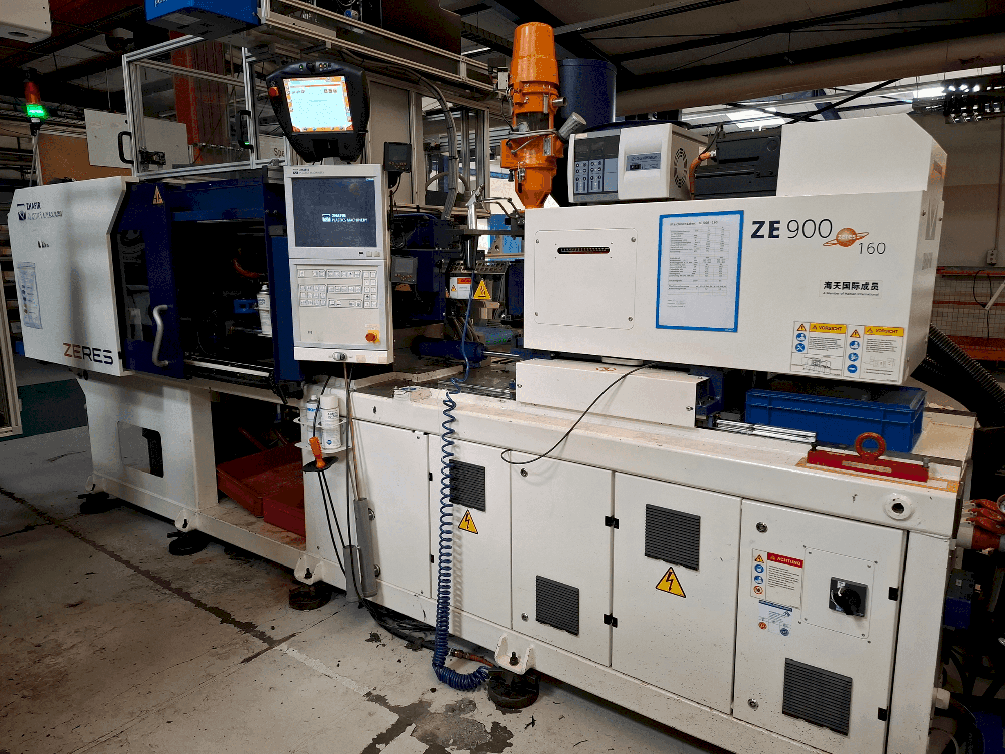 Vooraanzicht  van HAITIAN ZHAFIR Zeres 900/160  machine