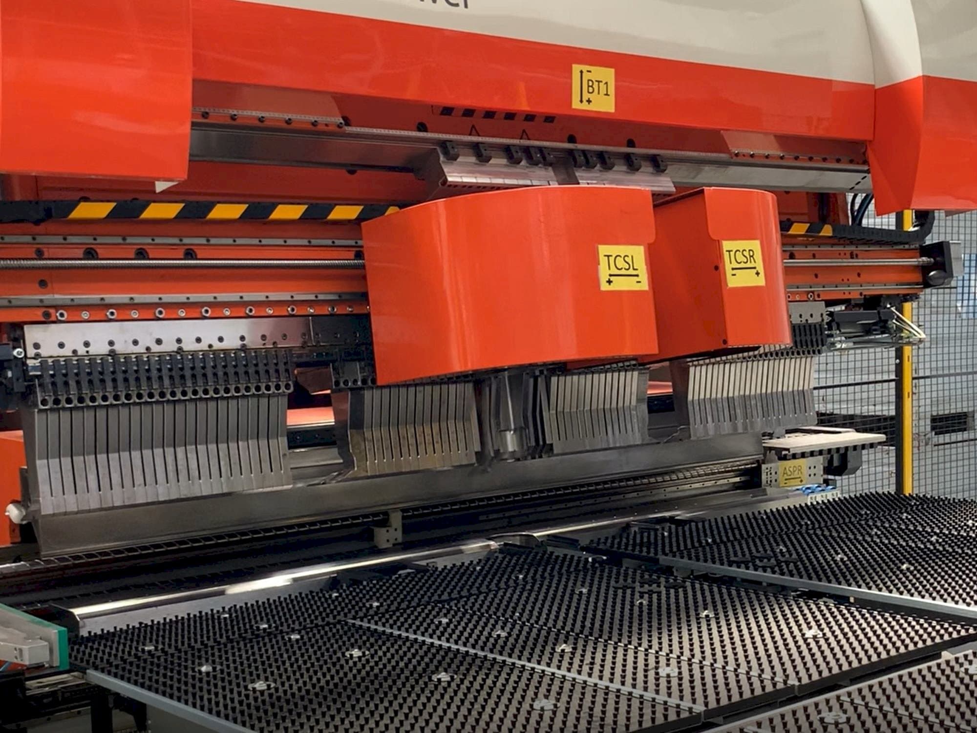 Vooraanzicht  van Prima Power PSBB  machine