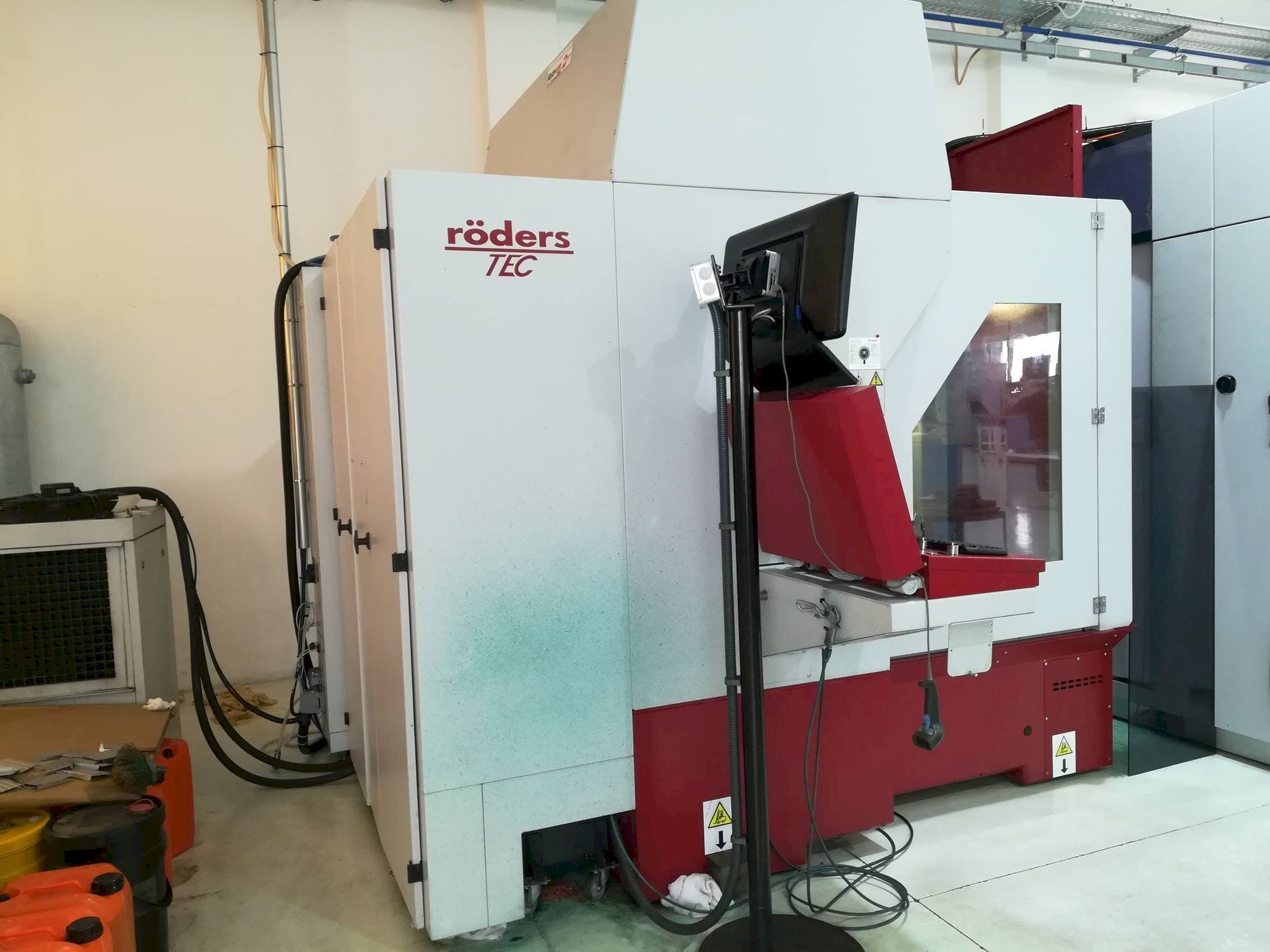 Vooraanzicht  van Röders RXP 801  machine