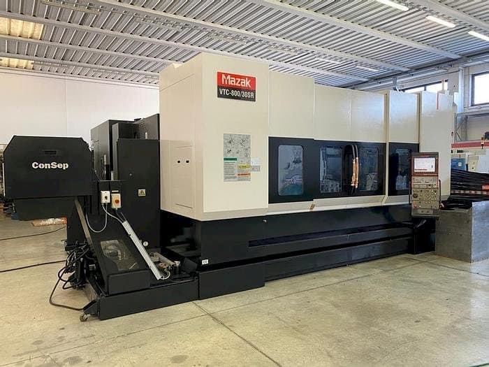 Vooraanzicht  van Mazak VTC 800/30 SR  machine