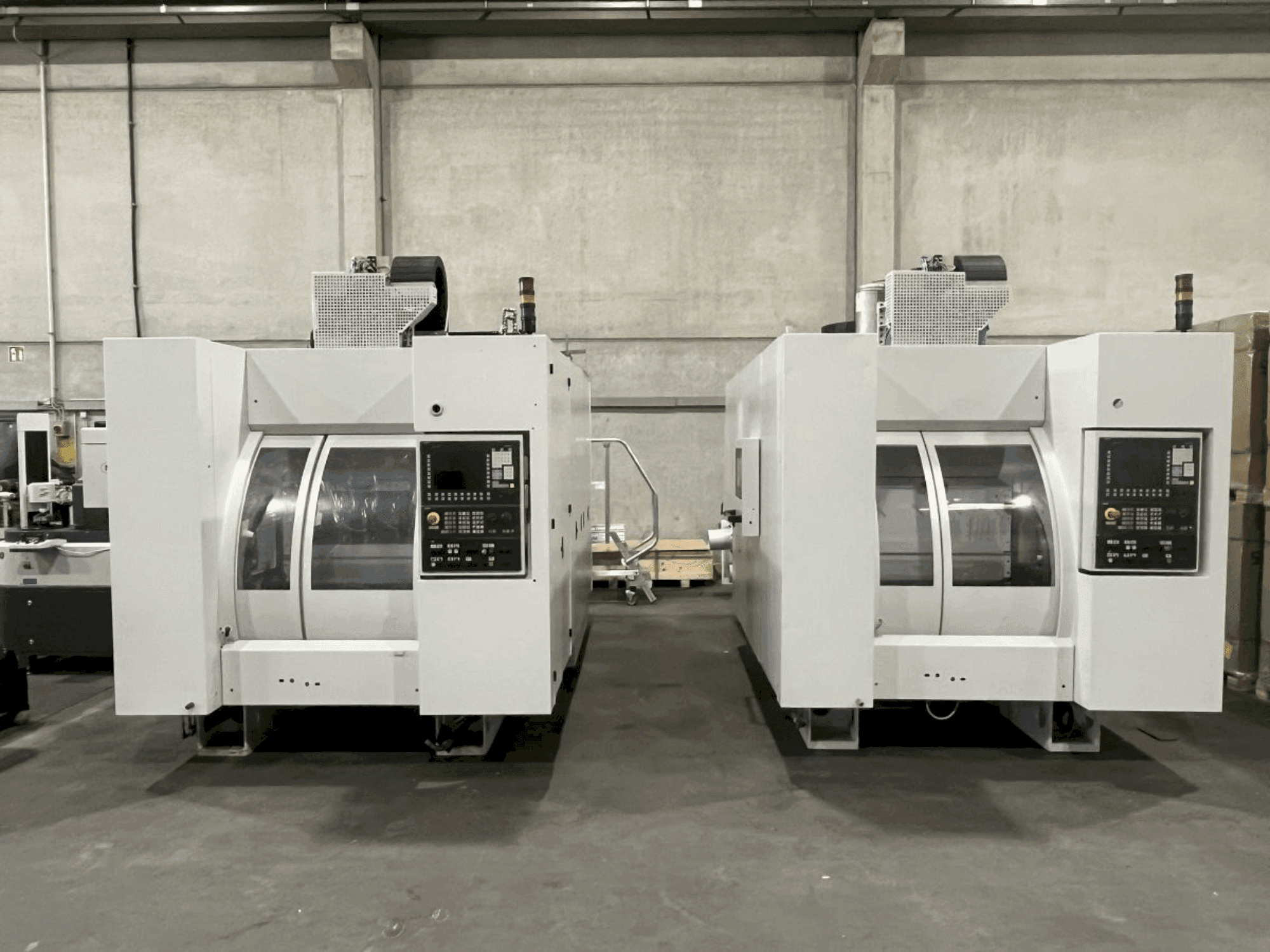 Vooraanzicht  van SW BAS 03-22  machine