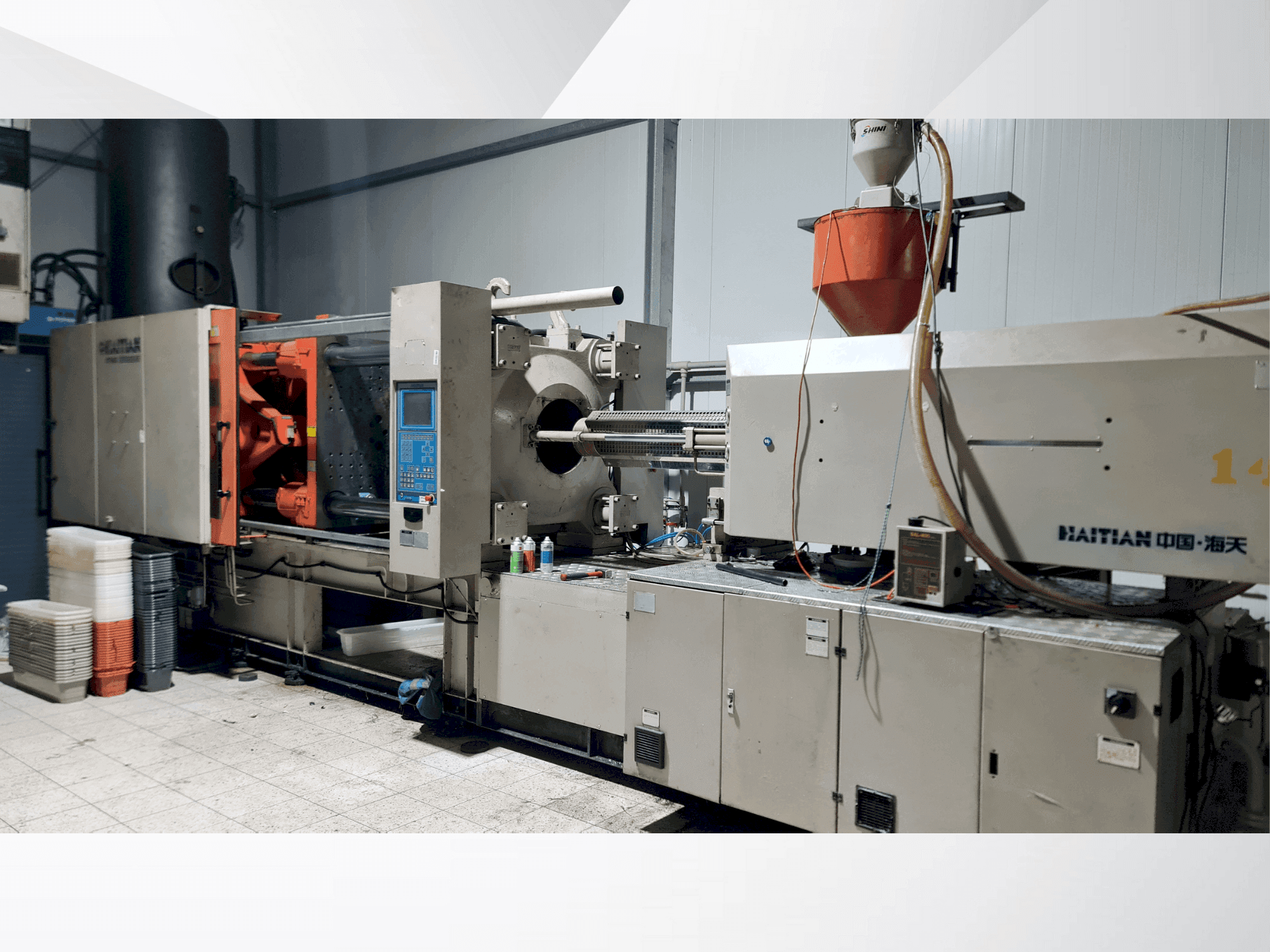 Vooraanzicht  van HAITIAN 2006  machine