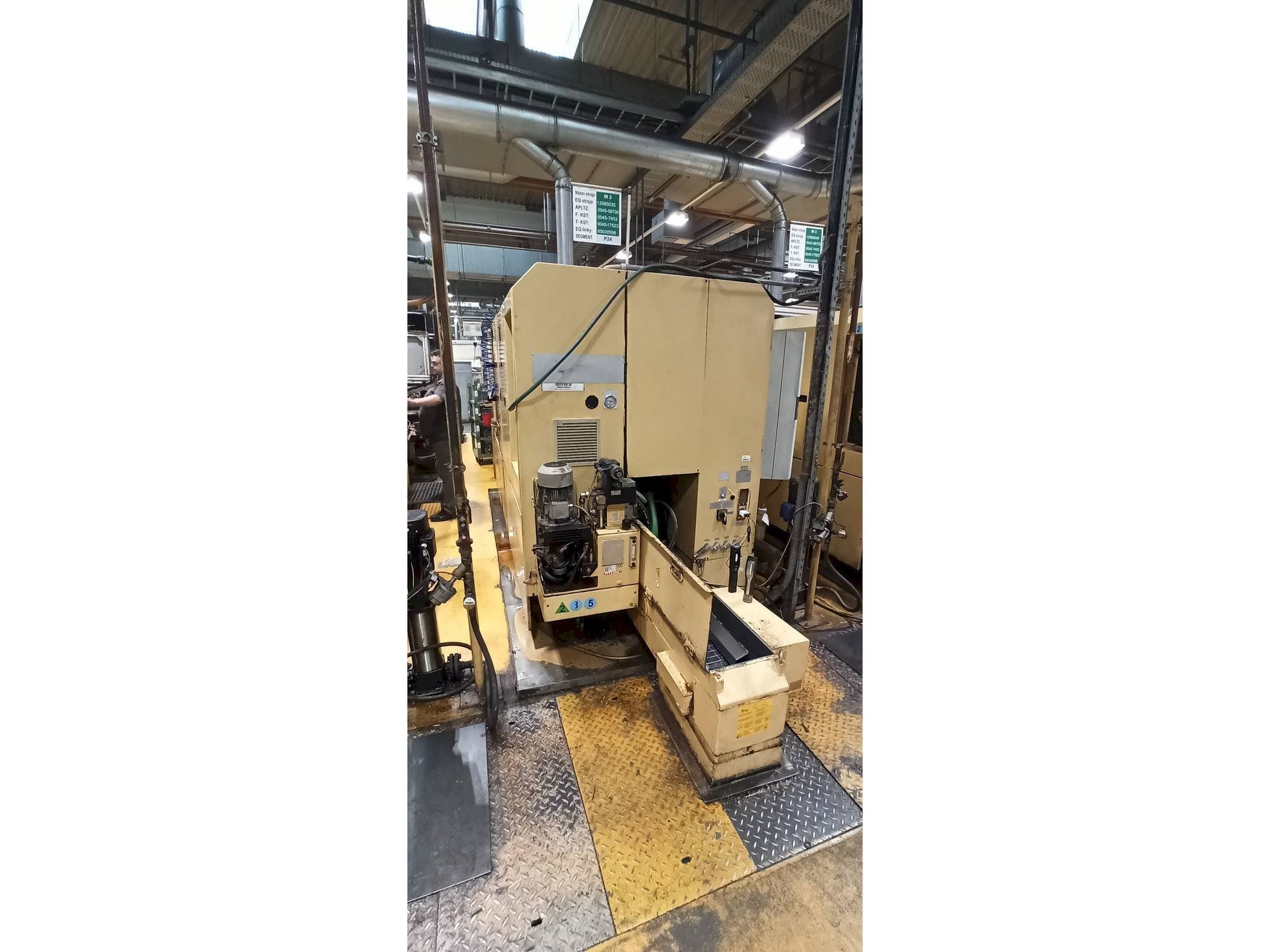 Rechts zijaanzicht  van TAJMAC-ZPS SAL 100/4  machine