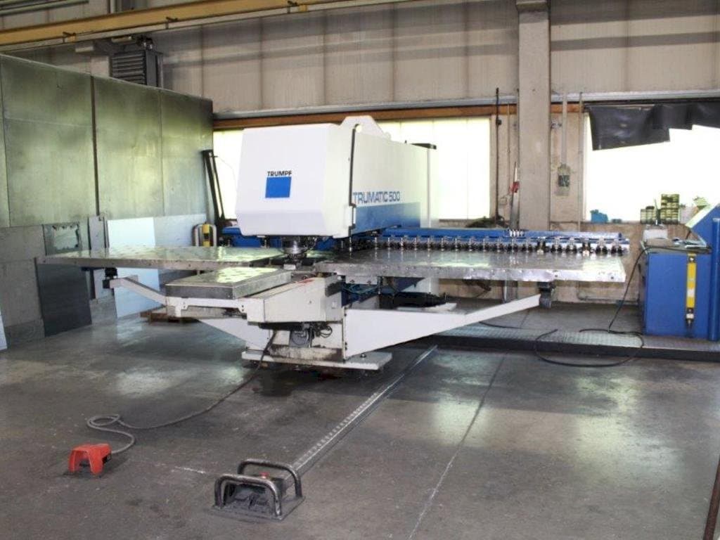 Vooraanzicht  van Trumpf Trumatic 500  machine
